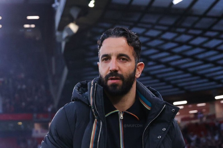 Manchester United Plans Squad Overhaul as Amorim Takes the Helm