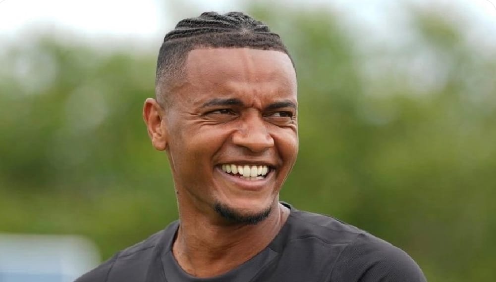 Galatasaray in Talks with Manchester City Over Manuel Akanji Transfer